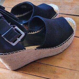 Marc Fisher platform sandals